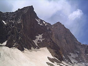 پیگیری برای بازگشایی مسیر قدیمی صعود به قله علم کوه ادامه دارد